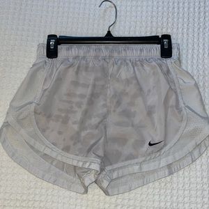 Grey/white pattern Nike shorts